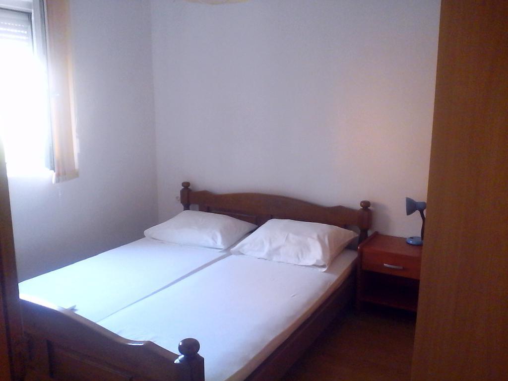 Apartments Malinska-Kajkic Zimmer foto