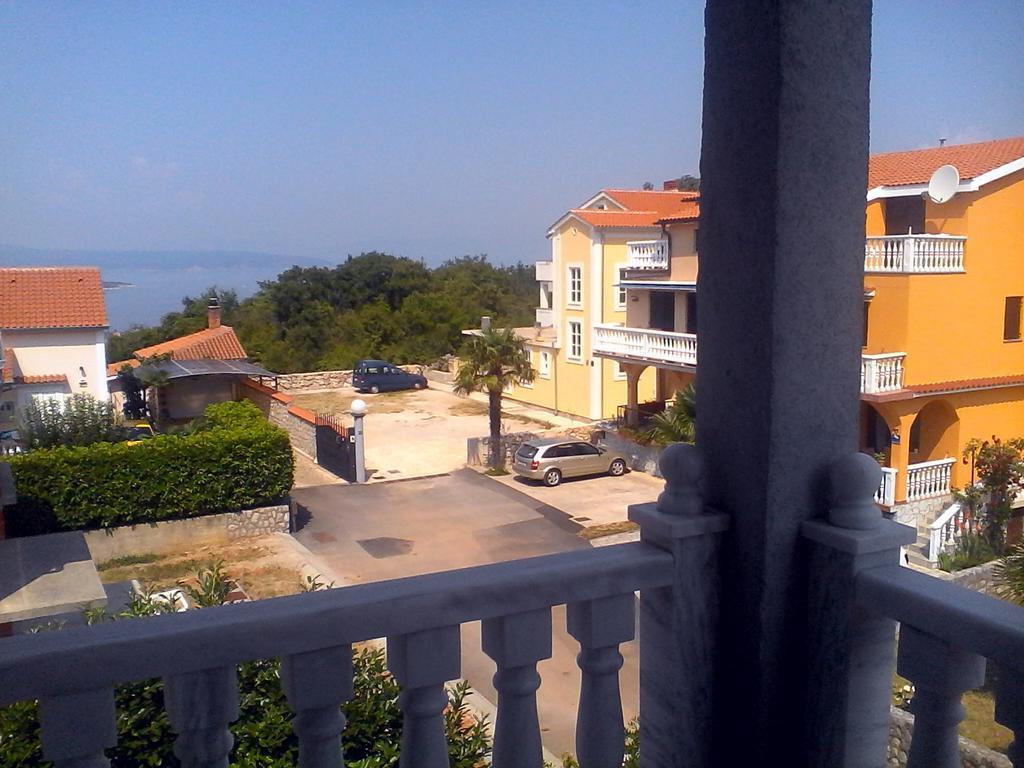 Apartments Malinska-Kajkic Zimmer foto